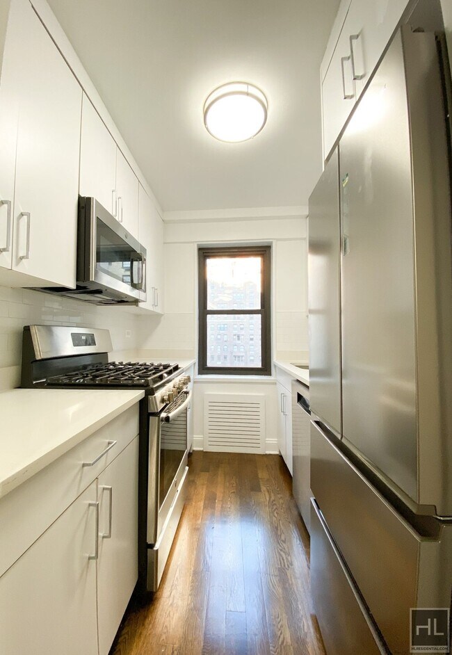 Photo - EAST 56 STREET Unit 14EF