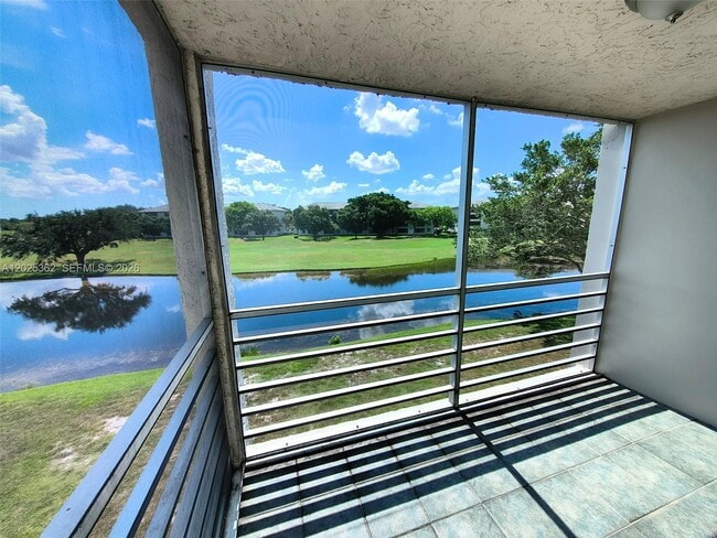 Building Photo - 9230 Lagoon Pl Unit 310