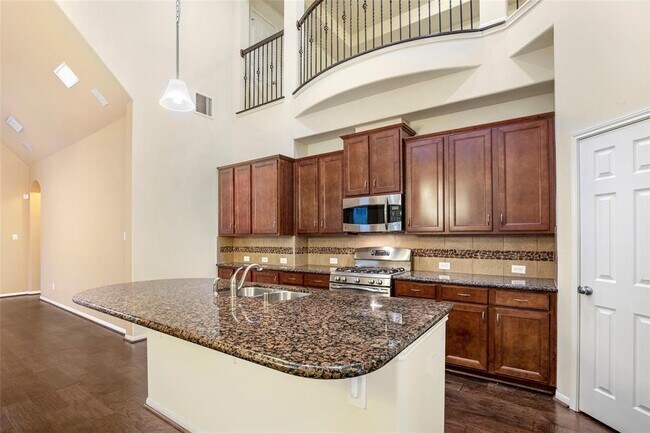 Photo - 17906 Arapaho Hill Ln