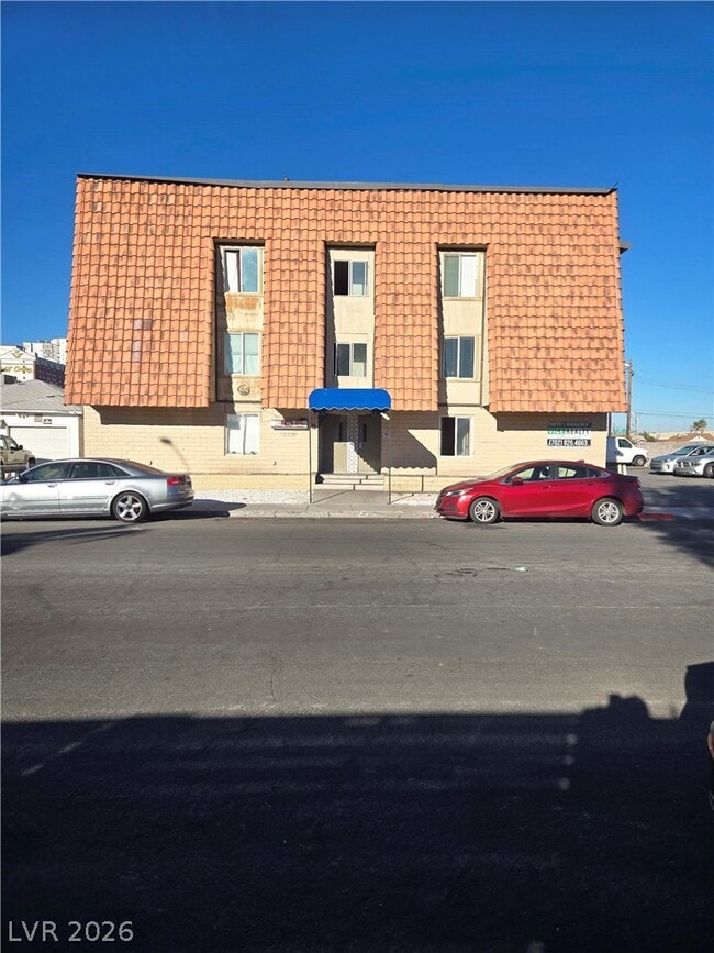Building Photo - 305 N 10th St Unit 20