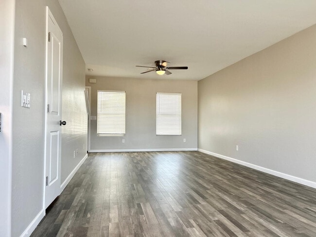 Photo - 1660 S Wooten St