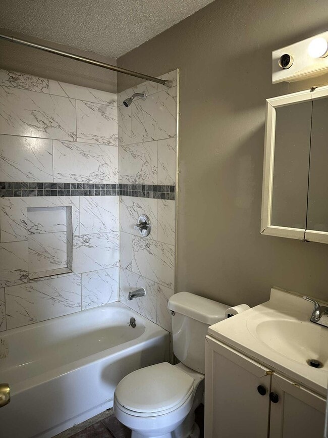 Photo - 2944 Dove Ave