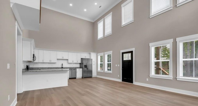 Photo - 181 Circle Dr W Unit 181 Circle Drive 1