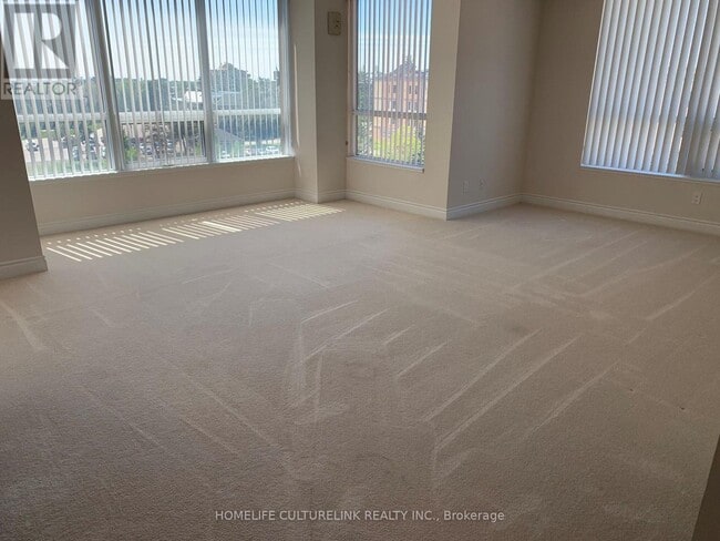 Photo - 11211 Yonge St Unité 517