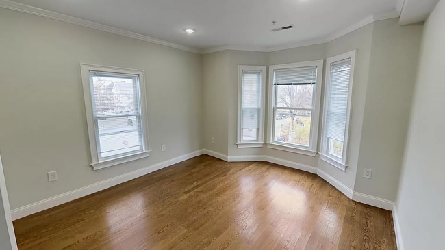126 Pearl St Unit 1A