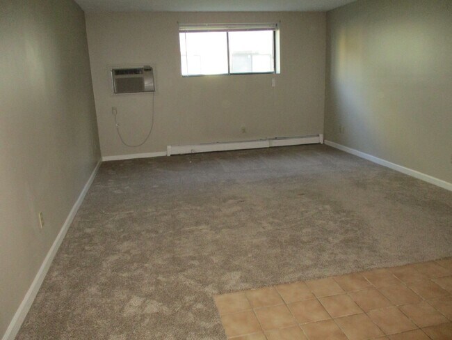 Photo - Newbury Apartment Homes