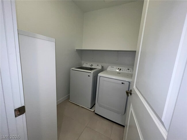 Photo - 612 Emerson Creek Ct