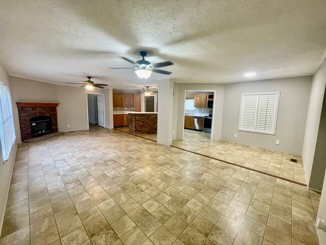 Photo - 1838 Prairie Ct