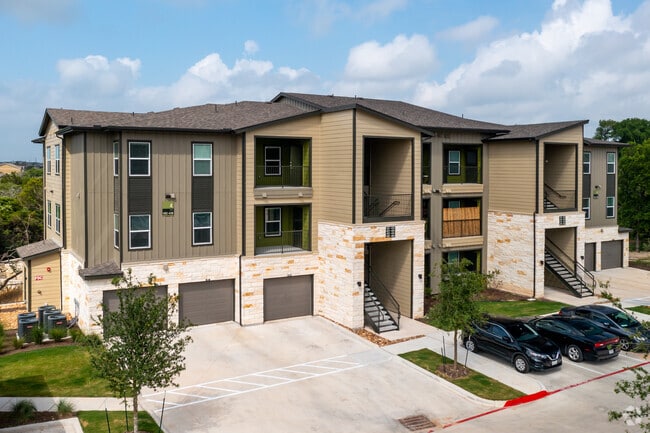 Building Photo - Wilder Rental