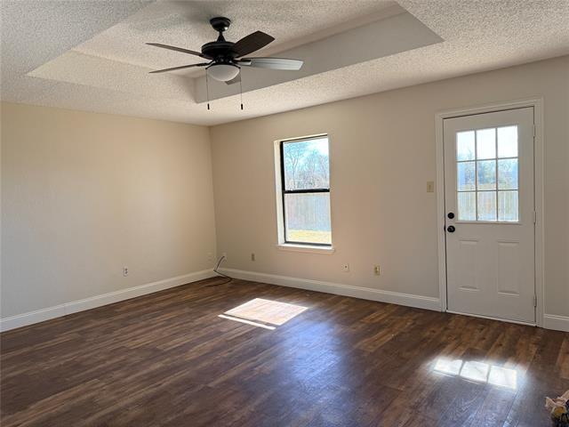 Photo - 1606 Brook Glen Dr