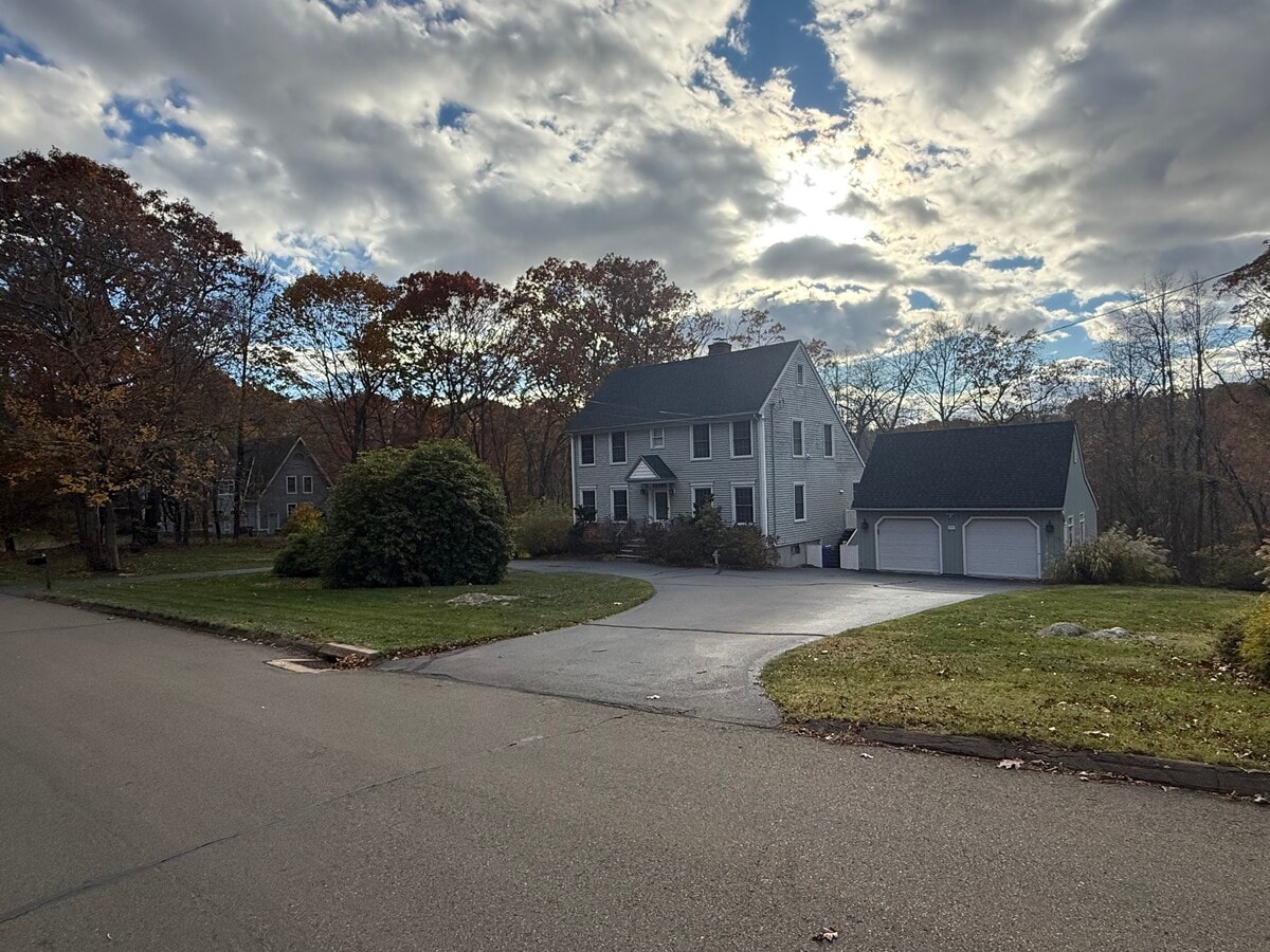 Photo - 113 Flat Rock Rd