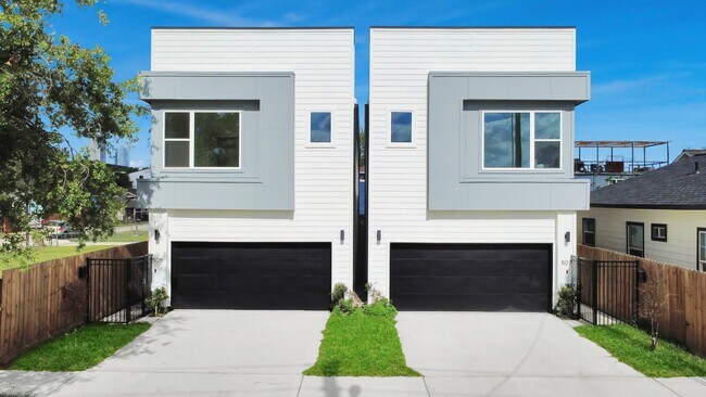 Photo - 505 Middle St