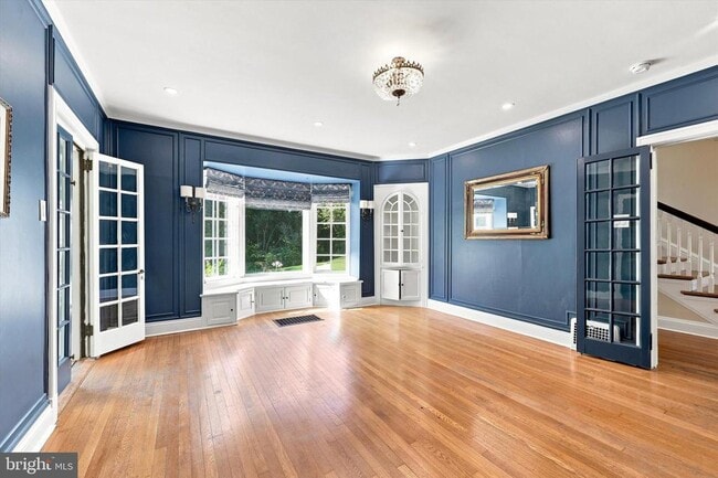 Photo - 490 Bancroft Rd