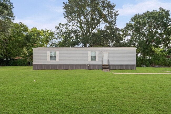 Building Photo - 423 Silliman St