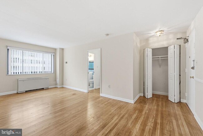 Photo - 1200 S Arlington Ridge Rd Unidad 615