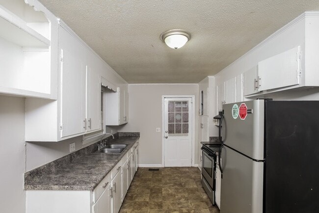 Photo - 4248 Donavan Dr