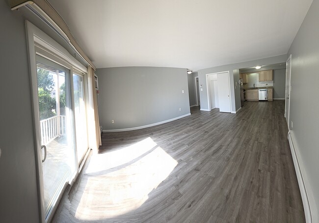 Living room - 88 Beacon St Unit 1
