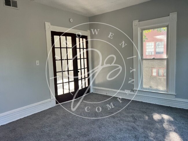 Photo - "Charming upper 2 Bedroom duplex, in Swant...