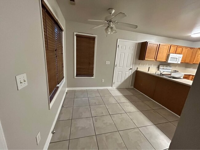 Photo - 4016 Mindspring Dr