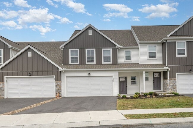 Photo - 7880 Briarwood Dr