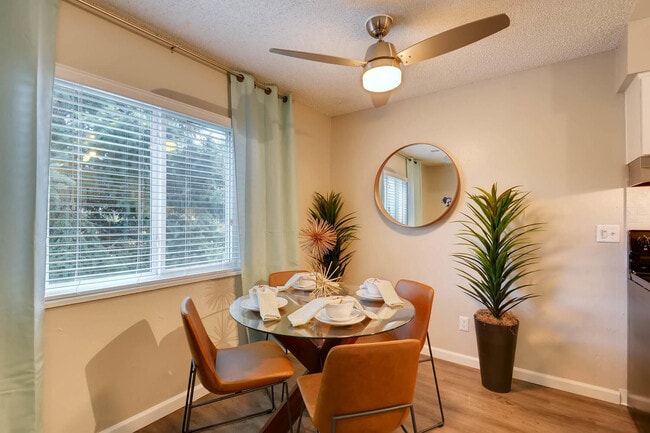 Apartamentos Park Place en la calle 92 — foto de la comunidad