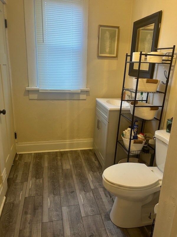 Photo - 332 W Hubbard Ave