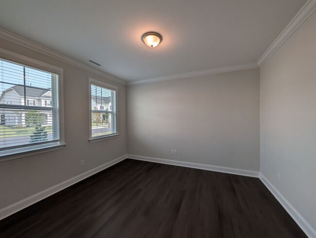 332 Canyon Spring Trl