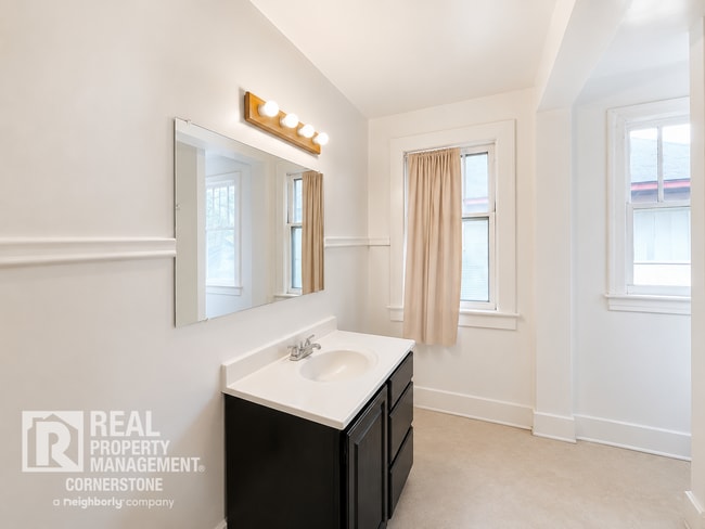 Photo - 808 W Kalamazoo Ave Unit 3