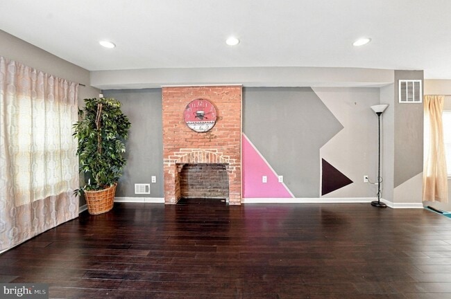 Photo - 231 N Chester St