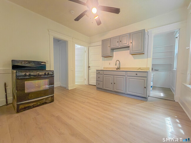 Photo - 445 Dixwell Ave