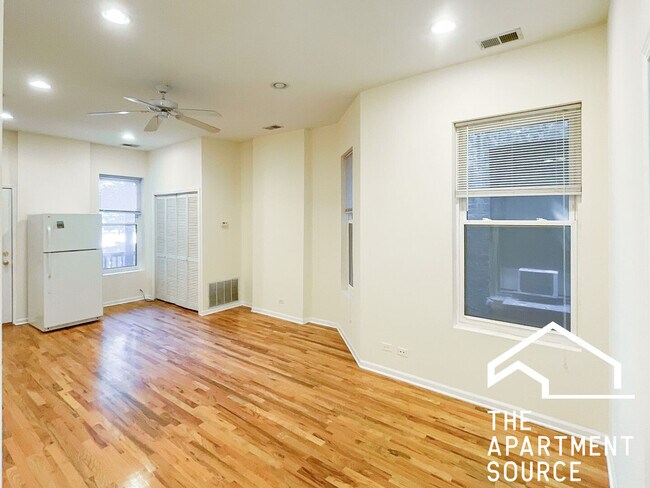 Photo - 2604 N Racine Ave Apartment Unit 1