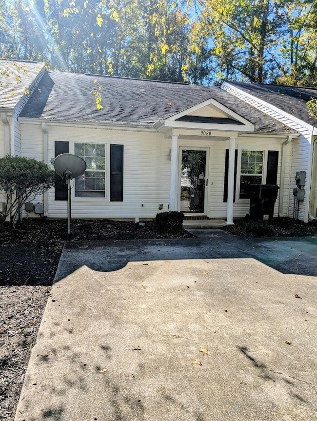 Building Photo - 9020 Baker Ct