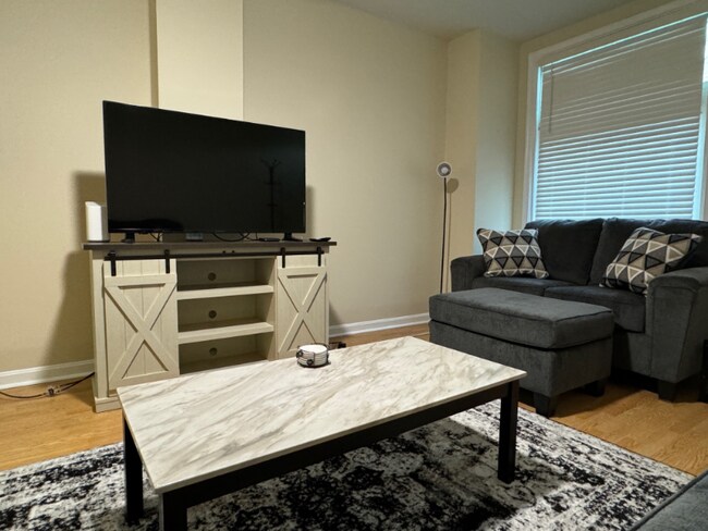 Photo - 409 Herr St Townhome