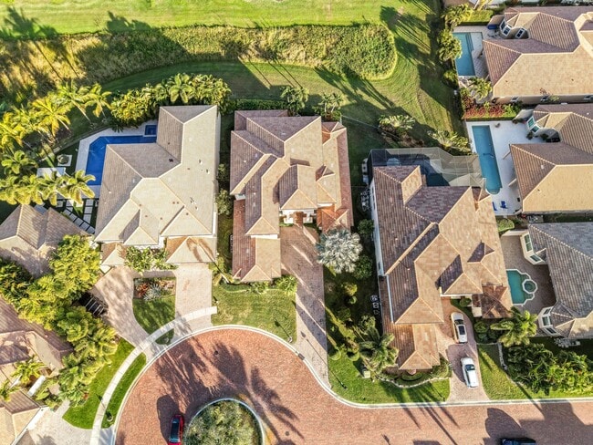 Photo - 17384 Vistancia Cir