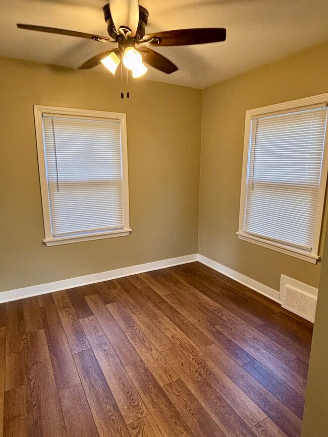 Photo - 2644 S Linebarger Ter Unidad 2644