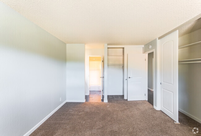 Photo - Cadena Apartments