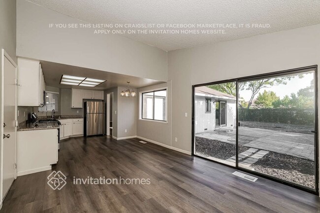 Photo - 1401 Mandarin Ct