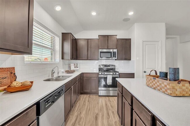 Photo - 119 Esparza Dr