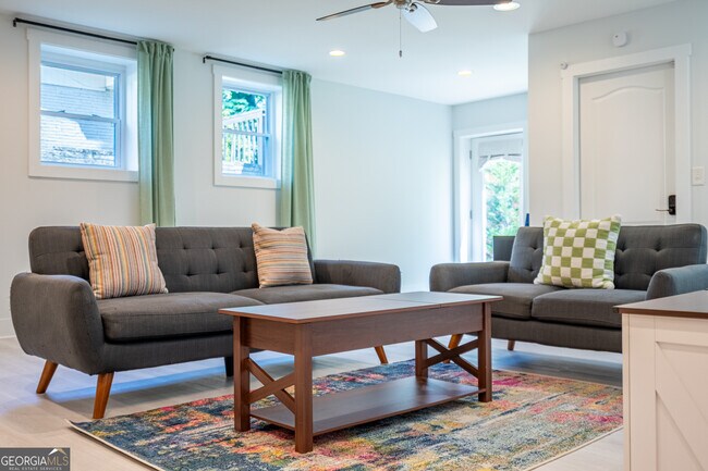 Photo - 2617 Caladium Dr NE