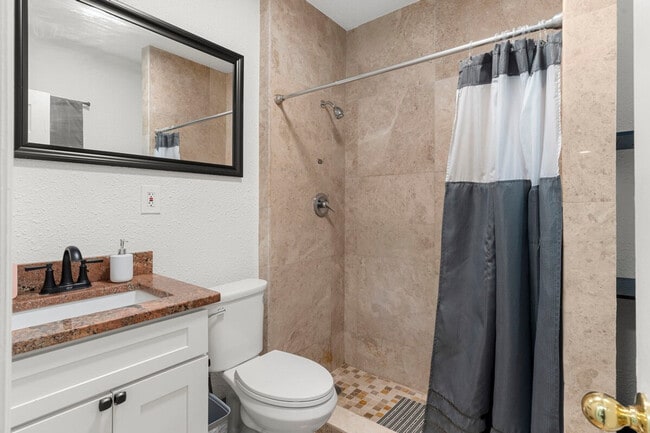 Photo - 2213 E 18th Ave Unit SI ID1244316P