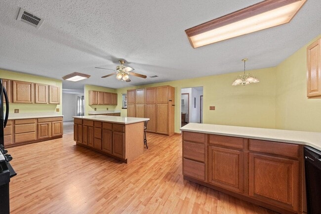 Photo - 122 Beach Dr