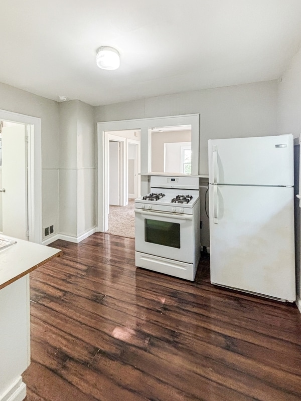 Photo - 159 E Bennett St