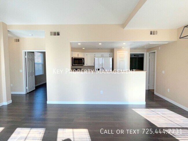 Photo - GORGEOUS REMODELED 2 BEDROOM TOWNHOME IN C... Unit #2136
