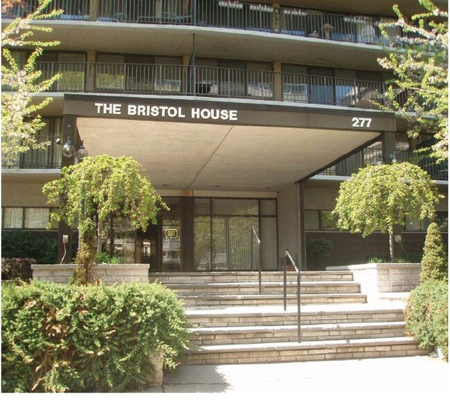 Photo - The Bristol House Condominiums