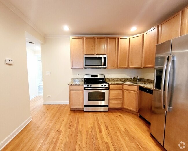 Building Photo - 2856 W Rosemont Ave Unit 2 Rental