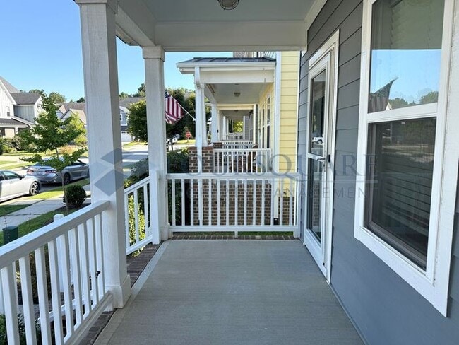 Photo - Lovely 3-Bedroom Home with Granite Kitchen, Office Nook & Finished Garage – Near Downtown Knightd...