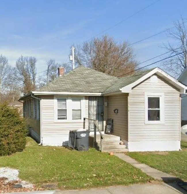 Building Photo - 618 W 22nd St