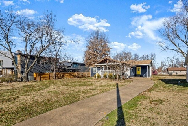 Photo - 907 SE 5th St