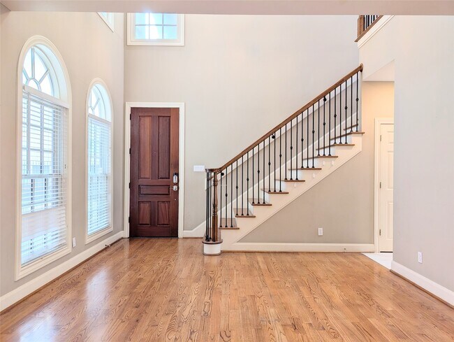 Photo - 5511 Val Verde St