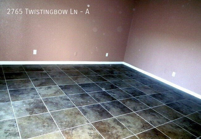 Photo - 2765 Twistingbow Ln Unit A